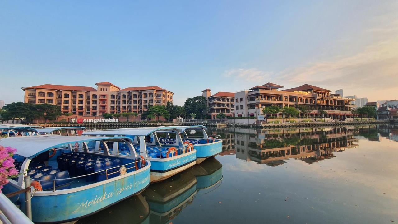 "Cloth Art Homestay" 4 Min Walk To Car Free Zone By Shine Stay Malacca Bagian luar foto