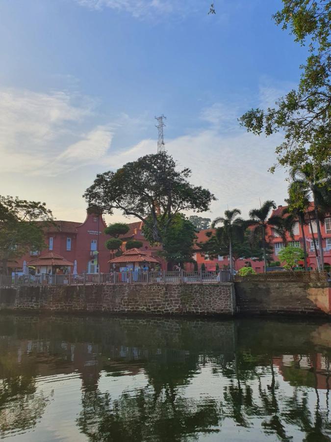 "Cloth Art Homestay" 4 Min Walk To Car Free Zone By Shine Stay Malacca Bagian luar foto