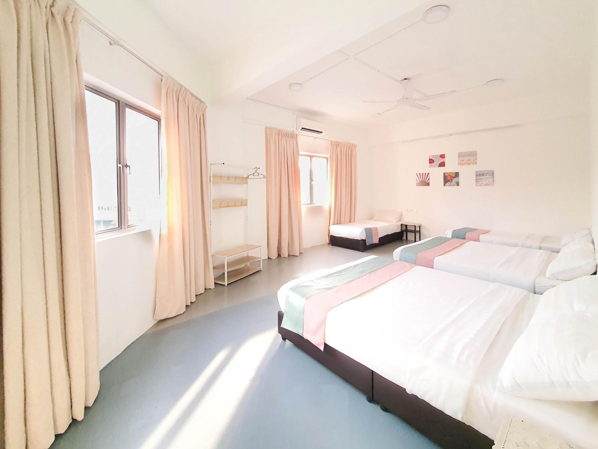 "Cloth Art Homestay" 4 Min Walk To Car Free Zone By Shine Stay Malacca Bagian luar foto